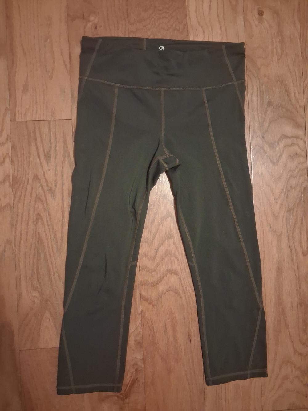GAP Olive Green High-Waist Leggings with Contrast Stitching